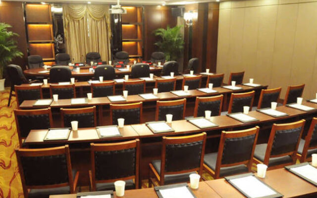Gaoxiong Hotel