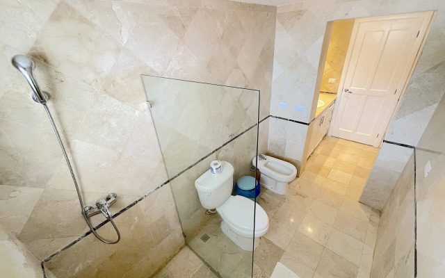 Caribbean Galaxy Hotel