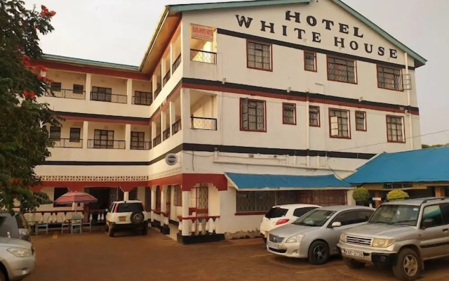 Siaya White Hotel