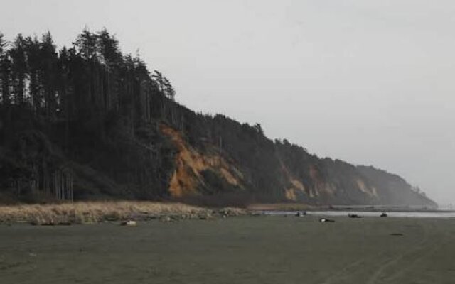 Sandpiper Beach Resort