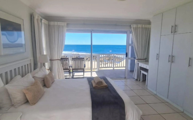 Point Village Hotel