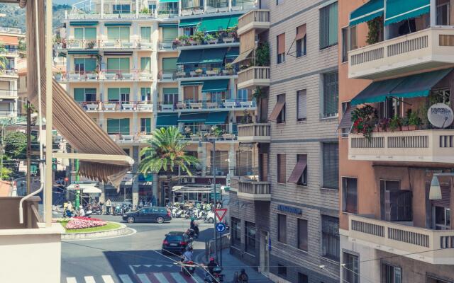 Morgana Central Apartment by Wonderful Italy