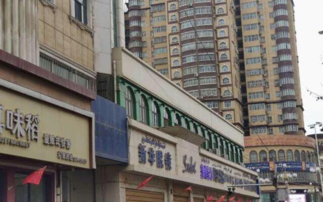 Super 8 Hotel (Ancient City of Kashgar People's Square)