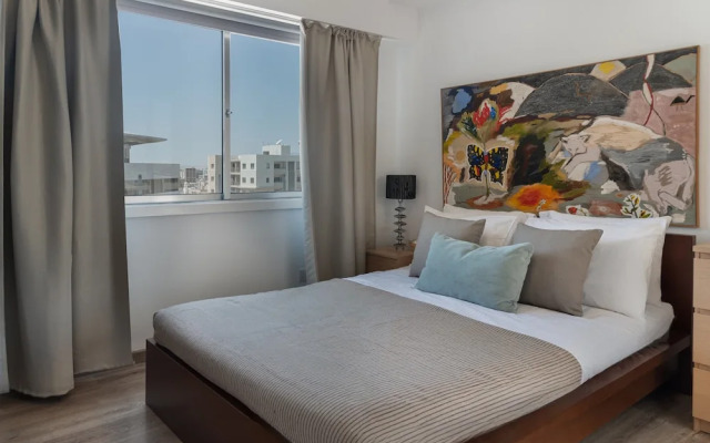 Phaedrus Living Nicosia Heartside Flat