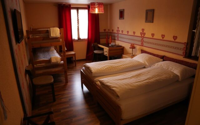 Hotel Restaurant Surselva