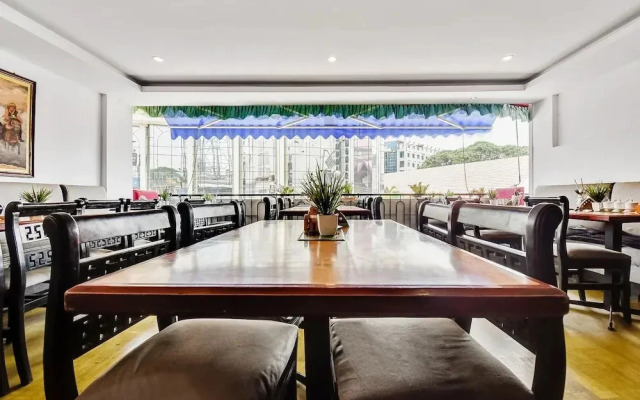 Hotel Shangrila by OYO Rooms