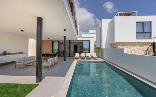Protaras Aqua Pearl Villa 9