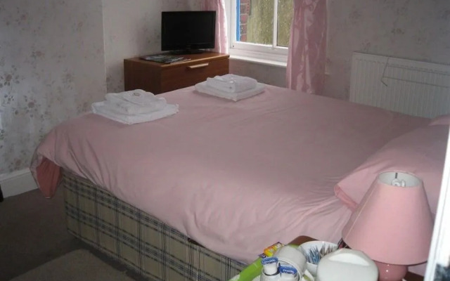 The Beaches Guest House