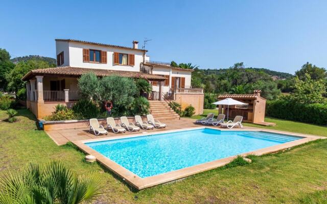 Villa - 4 Bedrooms with Pool and WiFi - 103183