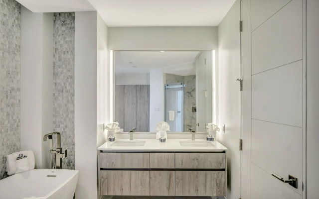 Daytona Grande Oceanfront Resort