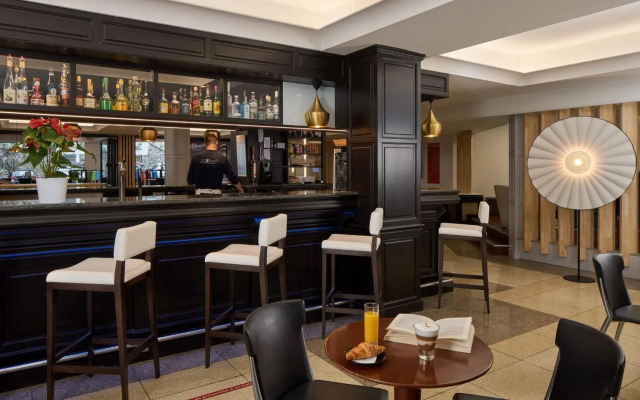 Hotel Roissy Lourdes