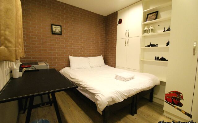 Fengjia Corner Hostel