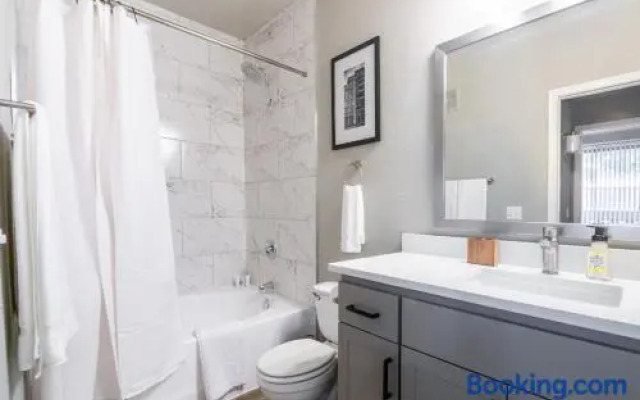 Landing Modern Apartment With Amazing Amenities Id87235