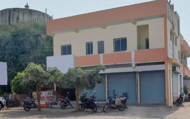 Devgiri Lodge by OYO Rooms