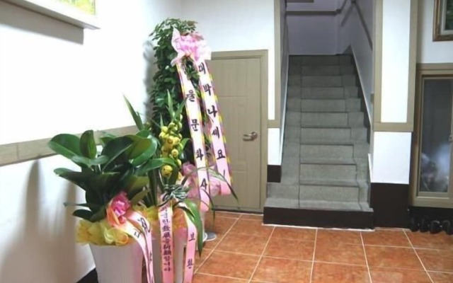 New Busan Jang Motel