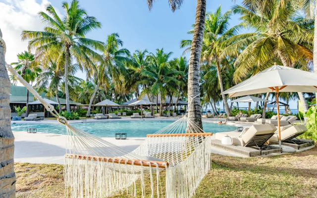 Alphonse Island Resort