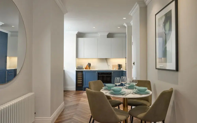 Mayfair – Peterson House
