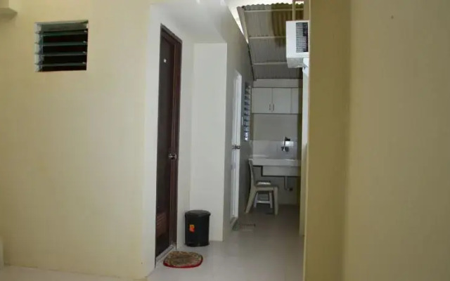 5-Bedroom Home in Ecoland