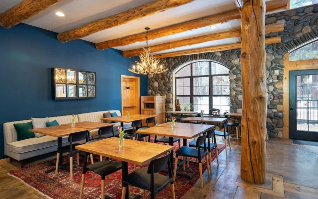 Black Bear Lodge