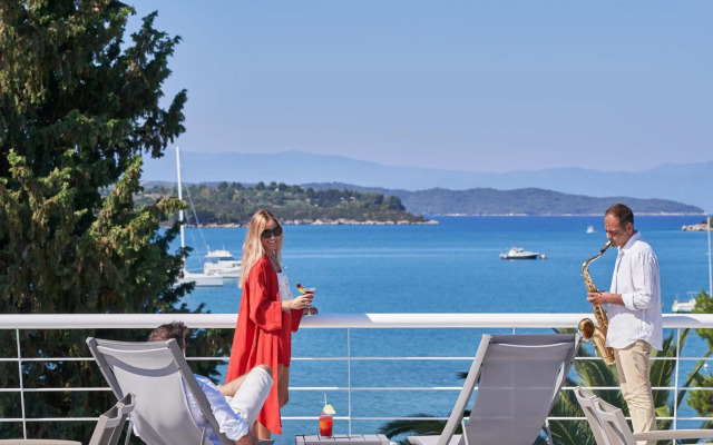 AKS Porto Heli