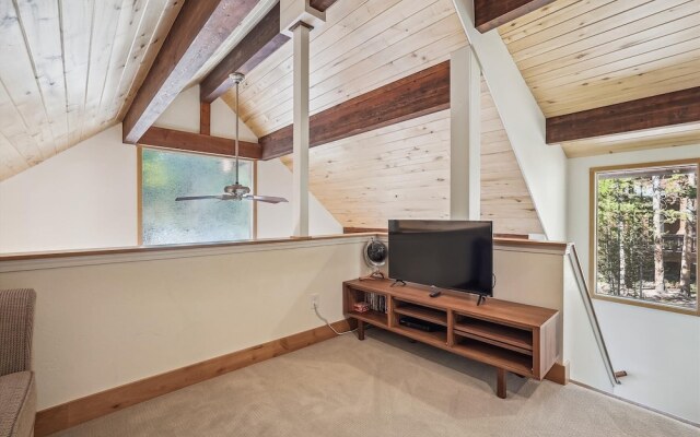 Freeride Haus 3 Bedroom Home by RedAwning