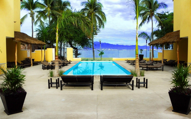Zar Manzanillo