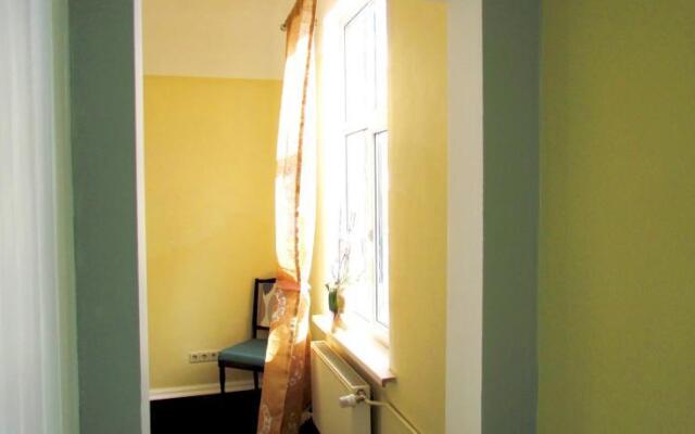 Guest House 30/40