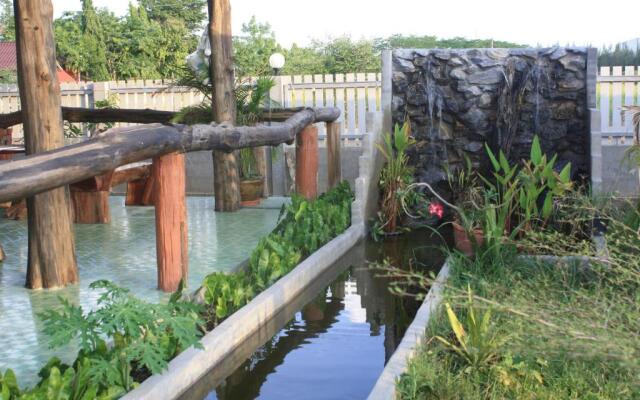 Ban Suan Kulap Keaw Resort