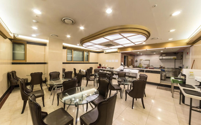 Youngbin Hotel