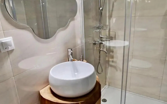 La Strada Apartments