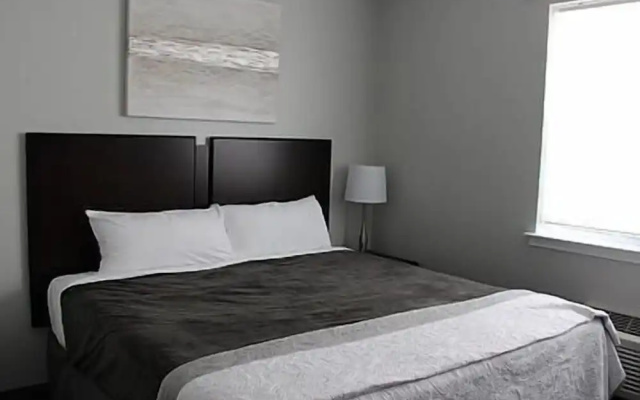 The Acorn Suites