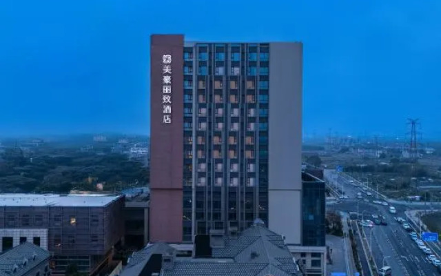 MEHOOD LESTIE Hotel (Shanghai Guoji Lüyoudujiaqu Chongxi Road)