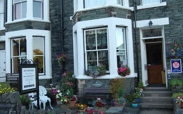 Dunsford Guest House