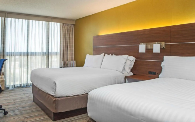 Holiday Inn Express Nags Head Oceanfront by IHG
