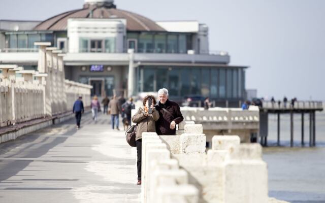 Comfortable Apartment With sea View