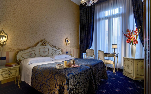 Hotel Montecarlo