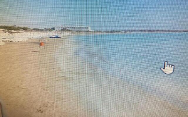 SALAMIS HOUSE and FLAT LETS