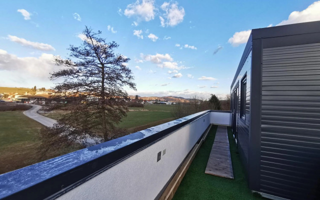 Roof Apartment ART-PE