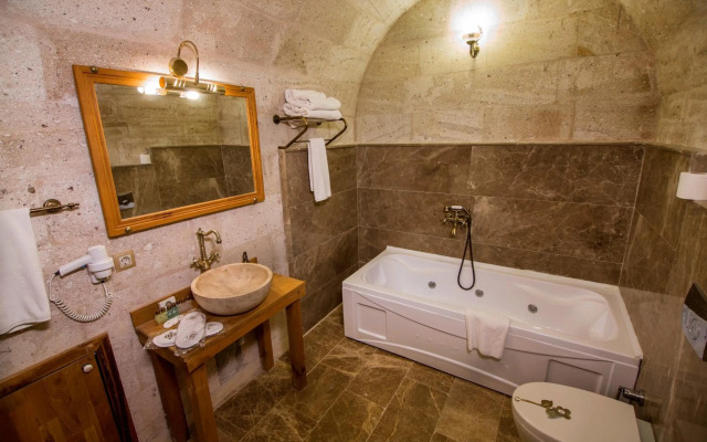 Caldera Hotel