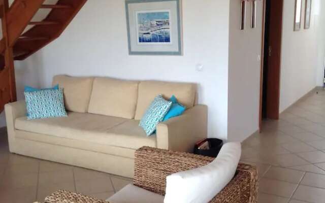 Moradia Perto da Praia da Arrifana, by Izibookings