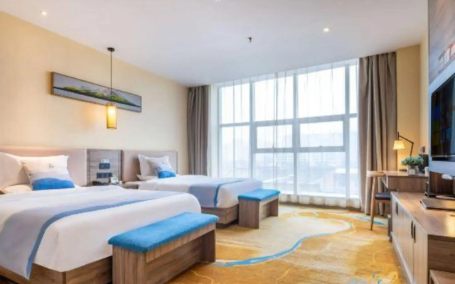 Zhouzhi Yibo Hotel