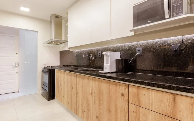 Leblon Coast Amazing 3 Bedroom in Leblon