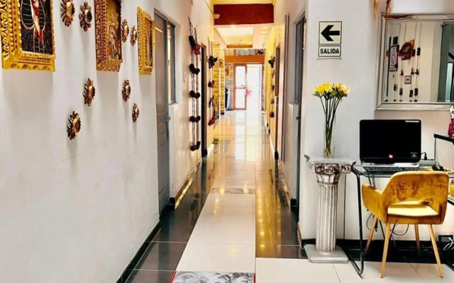 Hotel Montreal