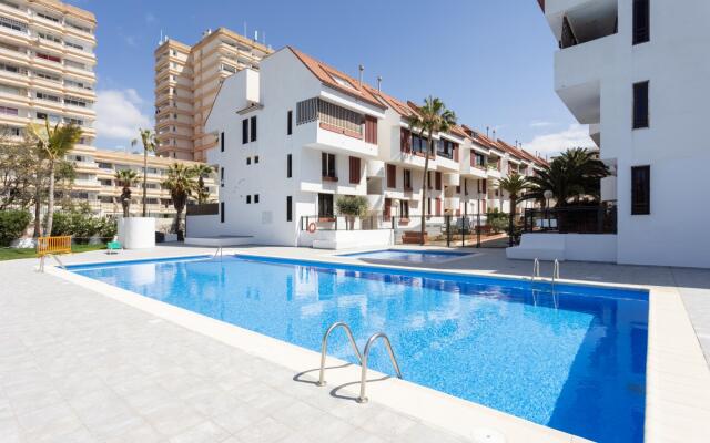 Home2Book Las Américas Bright Apartment