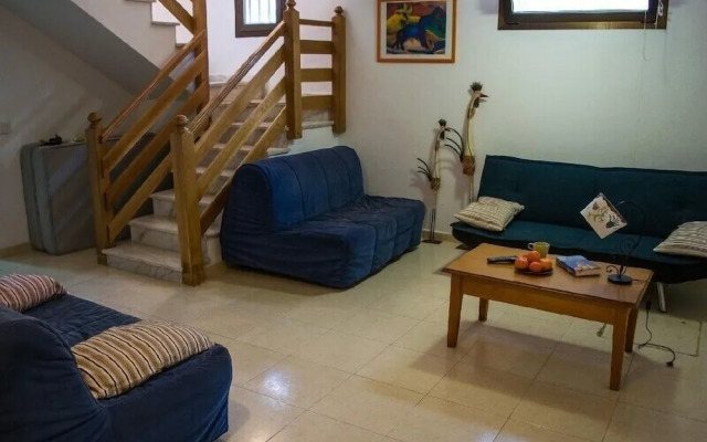 International Surf School & Camp - Hostel
