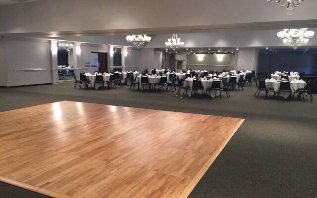 Garden Hotel and Conference Center