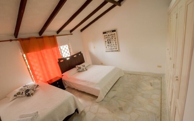 Hostal Casa Cristales