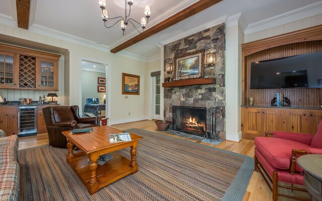 Bright's Creek Lodge