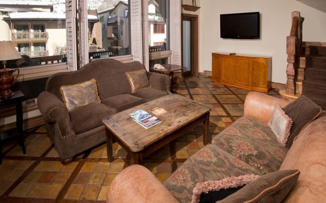 Lodge at Vail C348