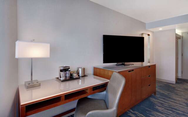 DoubleTree by Hilton LAX - El Segundo